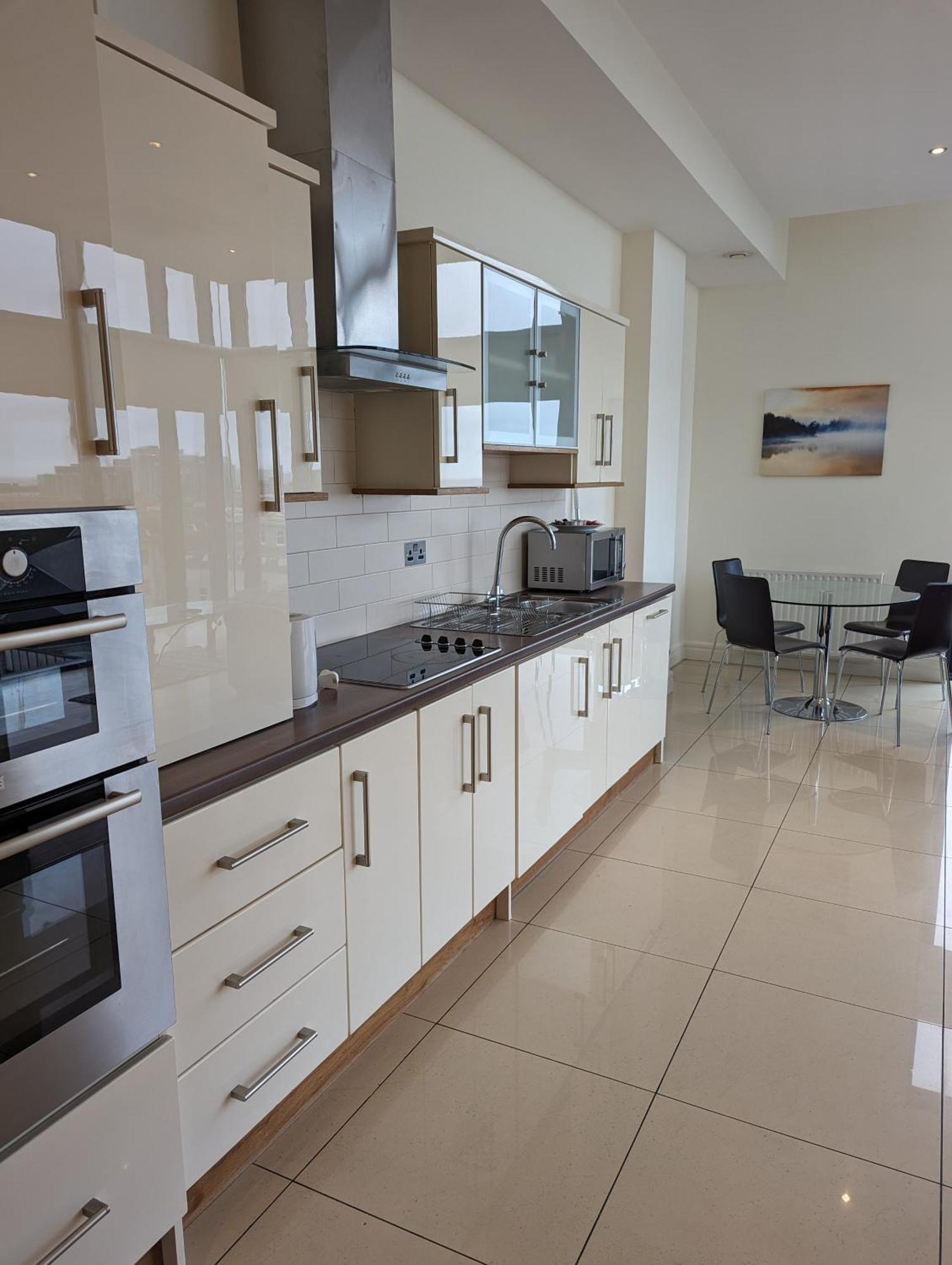 The Western Citypoint Apartments Galway Exterior foto