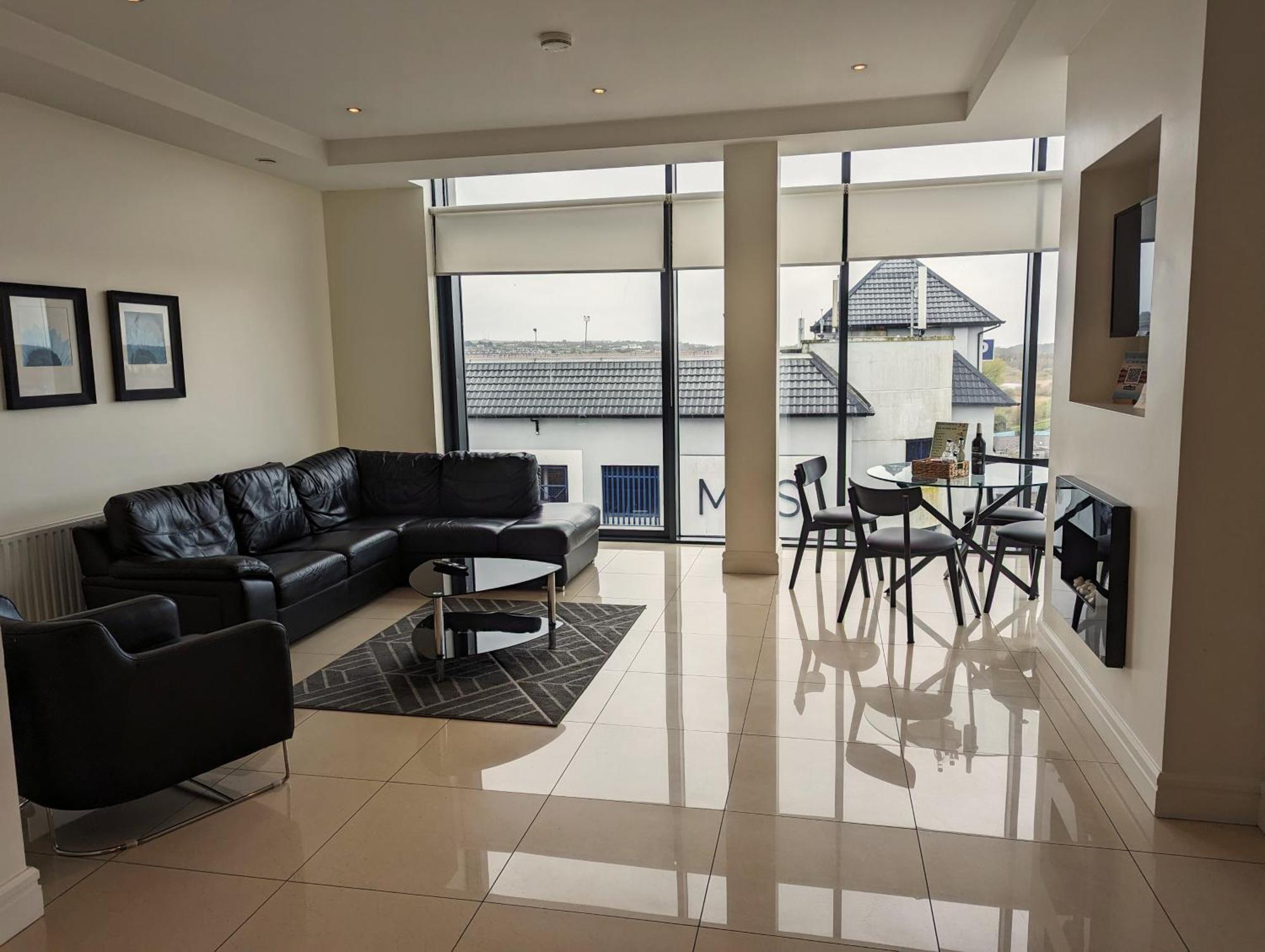 The Western Citypoint Apartments Galway Exterior foto