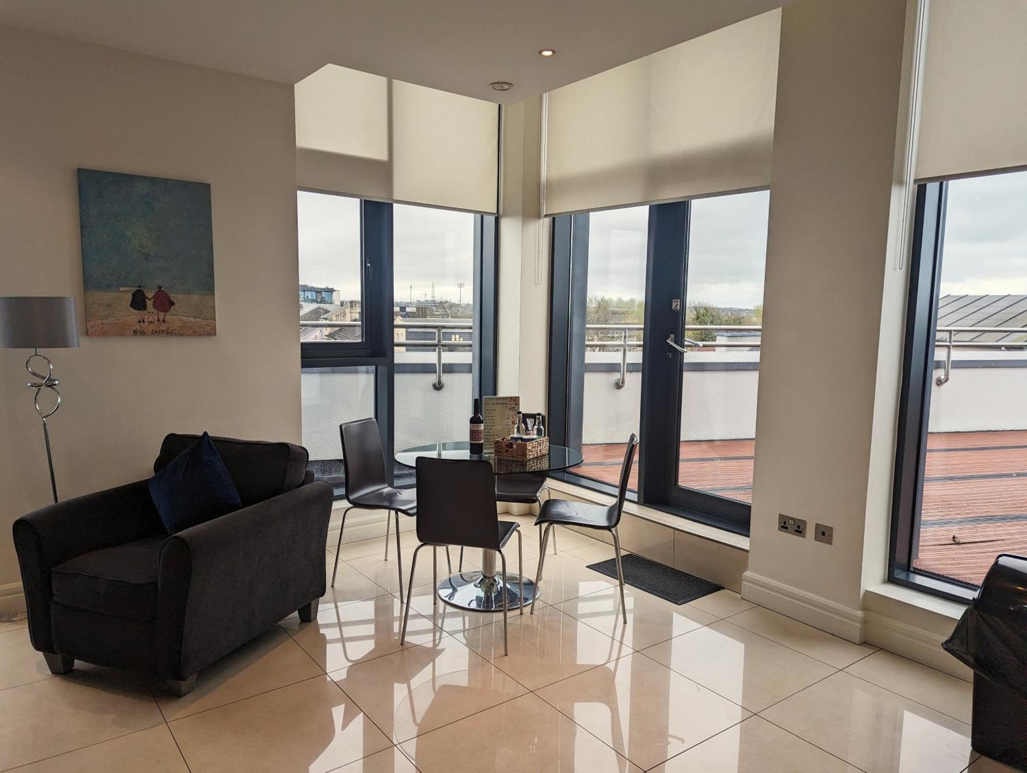 The Western Citypoint Apartments Galway Exterior foto