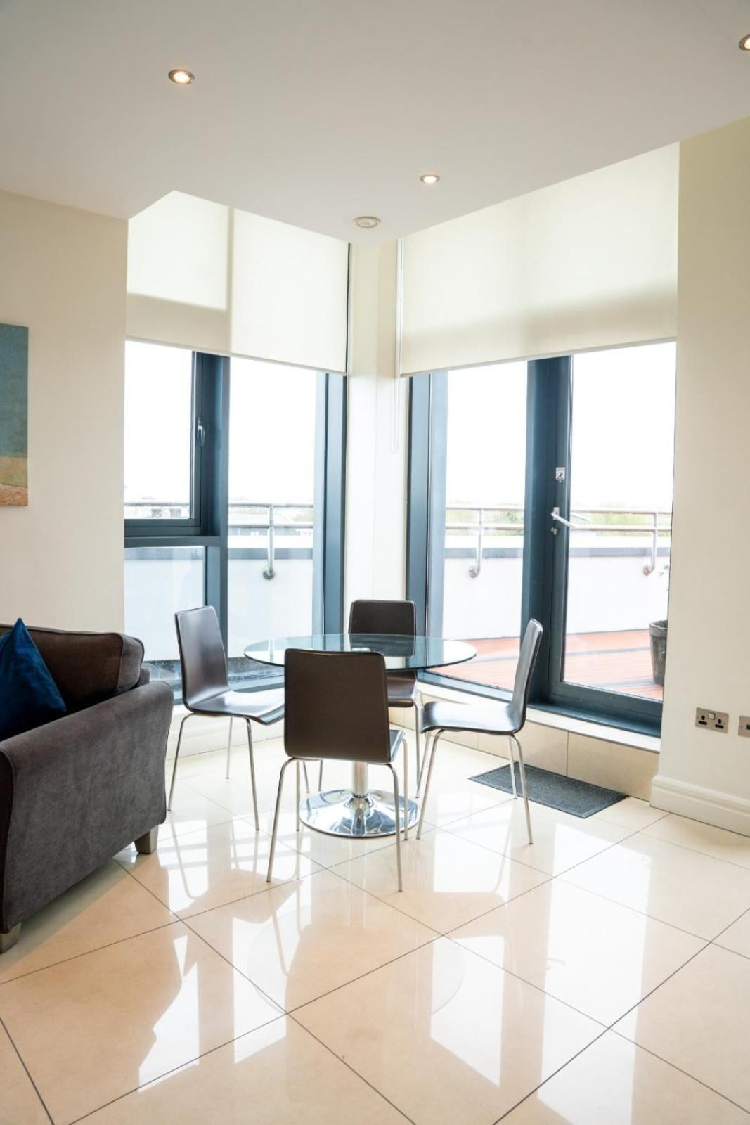 The Western Citypoint Apartments Galway Exterior foto