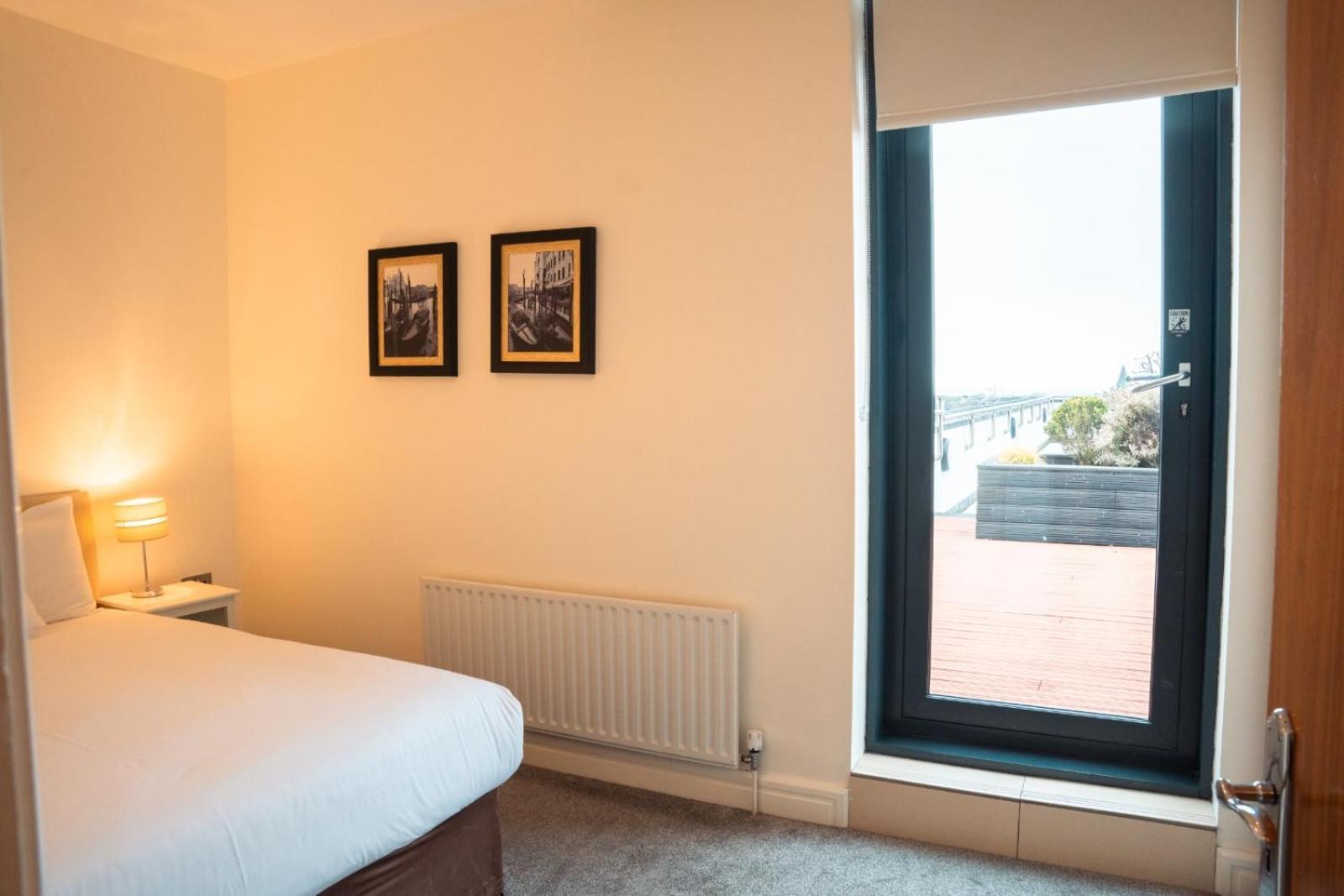 The Western Citypoint Apartments Galway Exterior foto