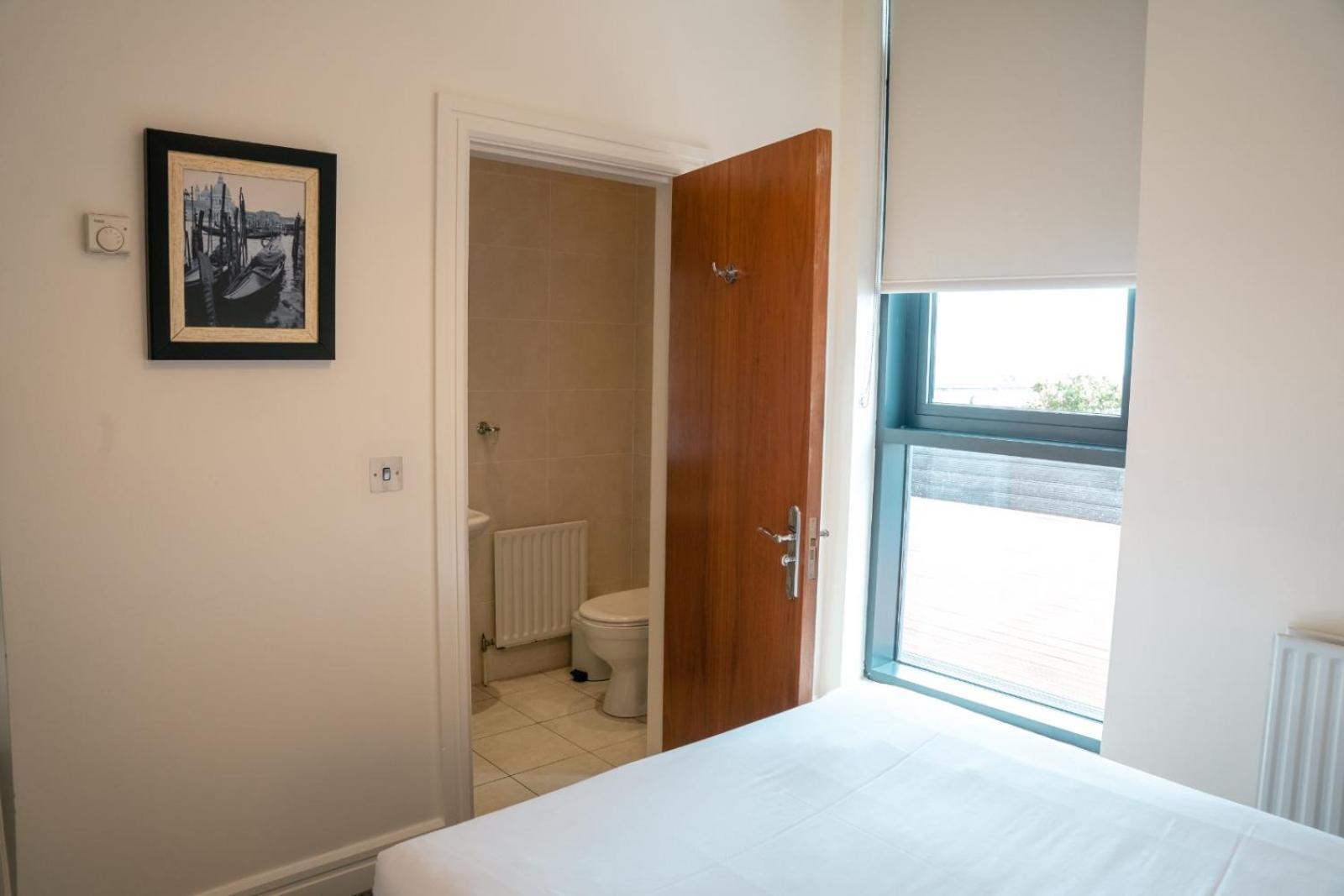 The Western Citypoint Apartments Galway Exterior foto