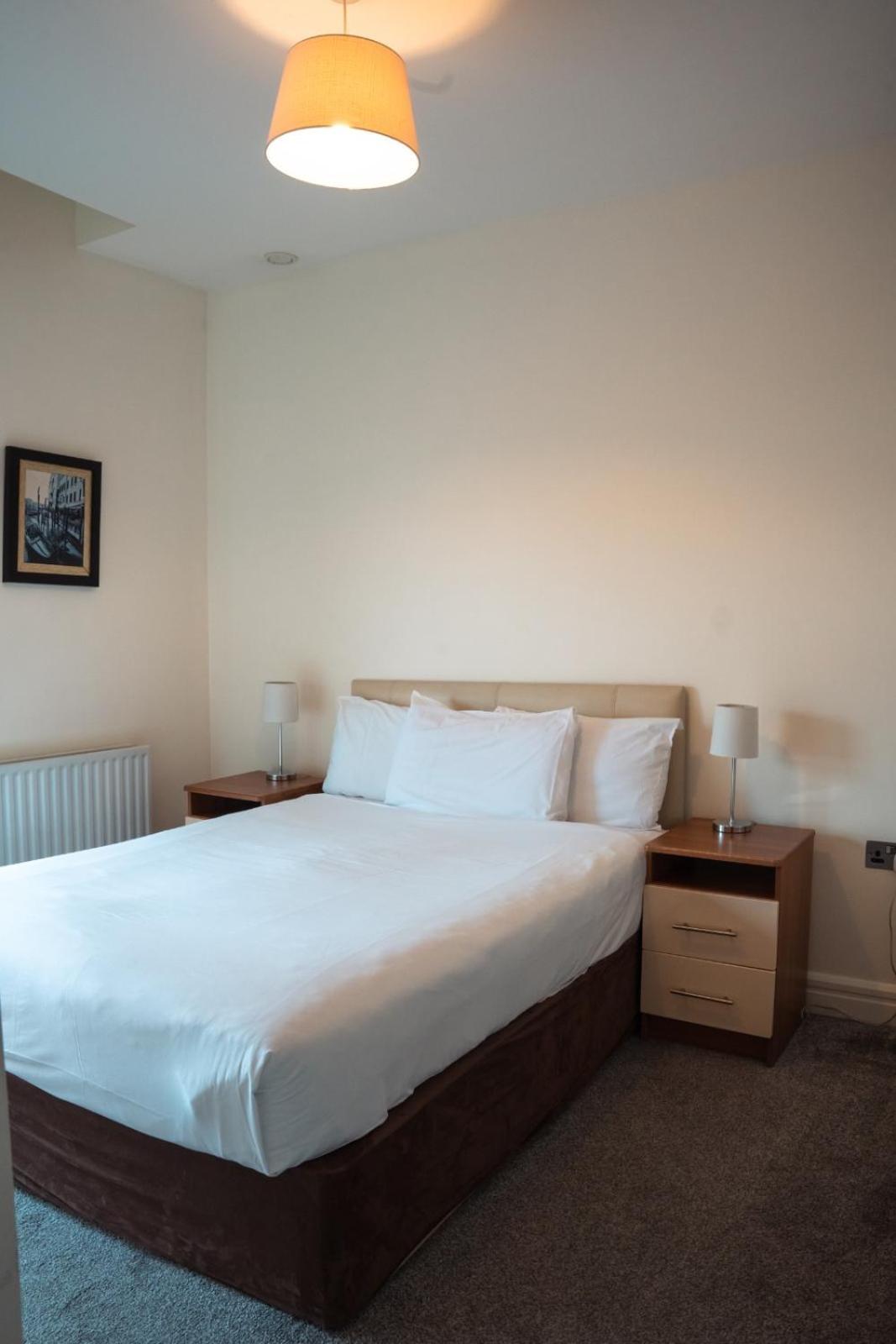 The Western Citypoint Apartments Galway Exterior foto